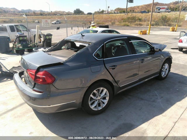 1VWAT7A34GC021873 Volkswagen Passat 1.8t S