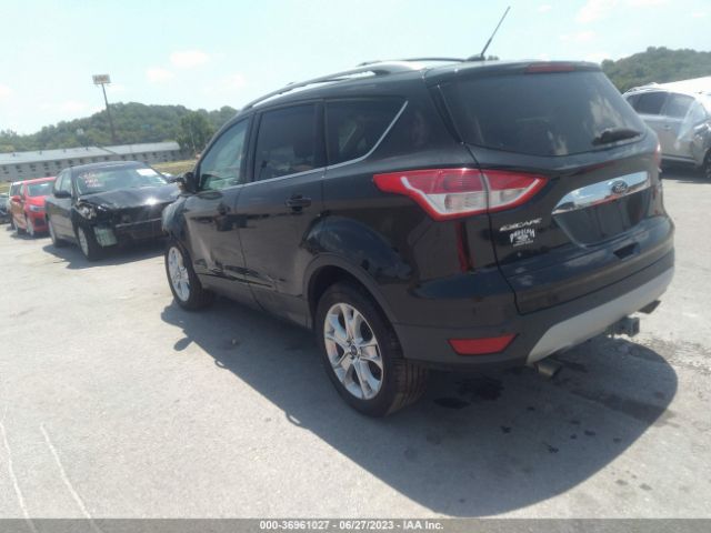 1FMCU0J92EUC16314 Ford Escape Titanium