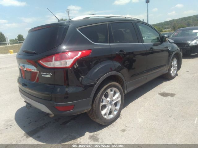 1FMCU0J92EUC16314 Ford Escape Titanium
