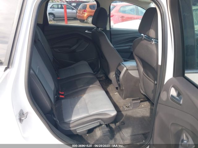 1FMCU9GXXEUA39330 Ford ESCAPE SE