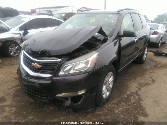 Chevrolet Traverse Ls 2015 1GNKRFED6FJ121817 Image 2