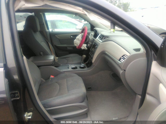 Chevrolet Traverse Ls 2015 1GNKRFED6FJ121817 Image 5