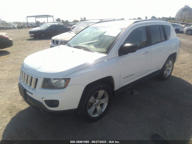1C4NJCBAXGD621730 Jeep Compass Sport