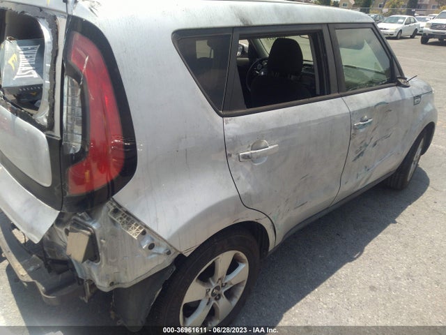 KIA Soul Base 2017 KNDJN2A22H7437812 Image 9