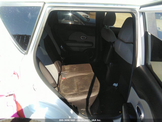 KIA Soul Base 2016 KNDJN2A26G7382649 Image 8