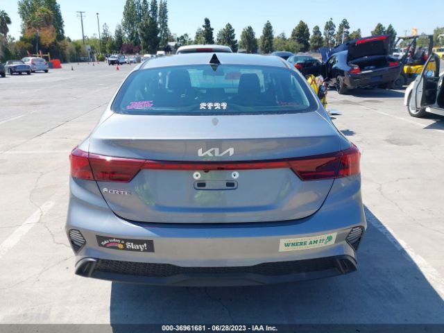 3KPF24AD4PE576480 KIA Forte Lxs
