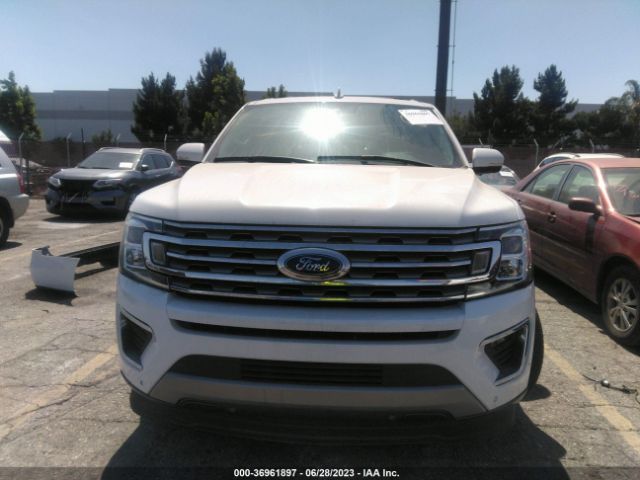 1FMJU1KT8KEA38051 Ford Expedition Limited