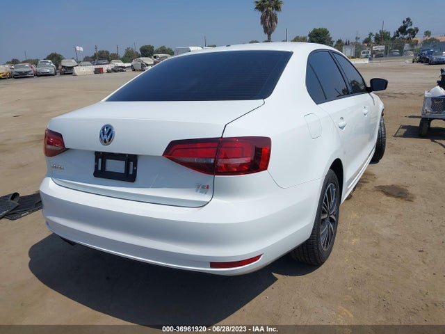 3VWDB7AJ1JM213868 Volkswagen Jetta 1.4t