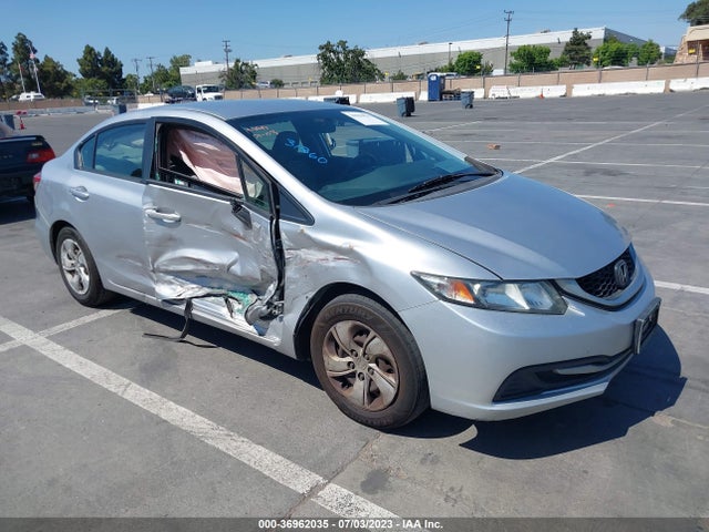 2014 19XFB2F53EE250382 main image