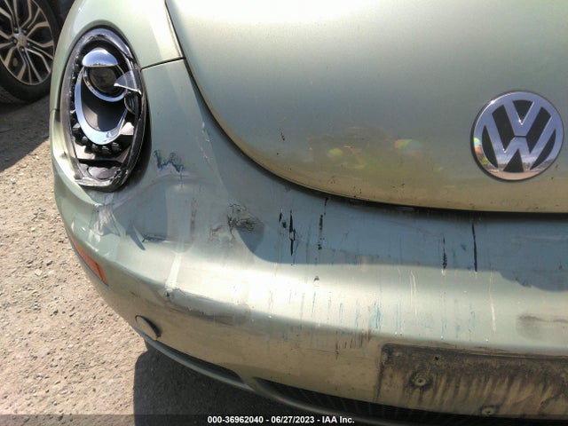 2008 VOLKSWAGEN NEW BEETLE COUPE SE VIN: 3VWRW31C58M517901