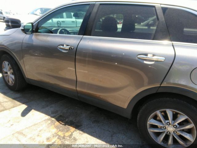 5XYPG4A59GG094041 KIA SORENTO LX