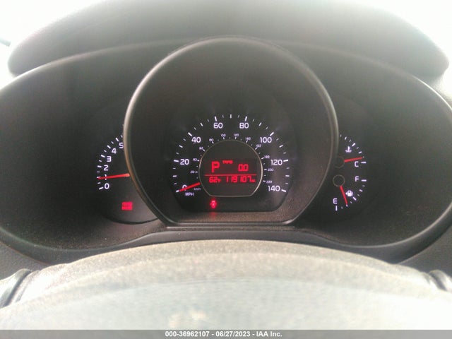 KIA SOUL + 2016 KNDJP3A53G7342670 Image 6
