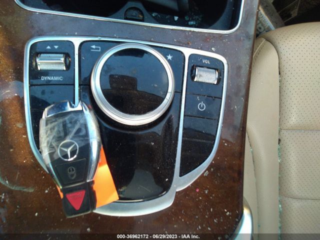 55SWF4JB1HU198664 Mercedes-Benz C-class C 300