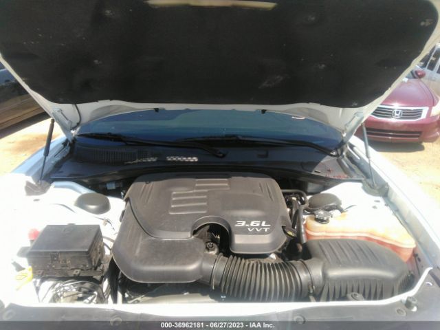 2C3CDXHG2KH562125 Dodge CHARGER GT