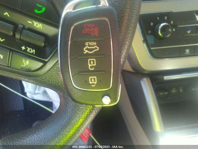 Hyundai Sonata 2.4l Se 2015 5NPE24AF9FH008832 Image 3