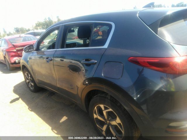 KNDPMCAC1M7940513 KIA Sportage Lx