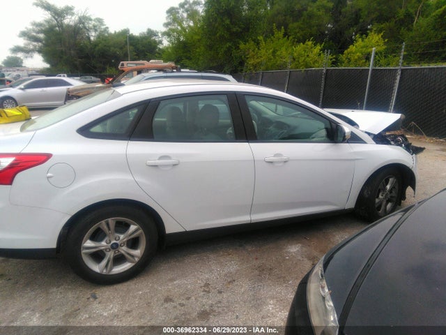 2014 FORD FOCUS SE VIN: 1FADP3F27EL452370