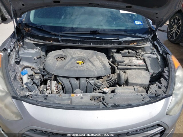 Hyundai ELANTRA GT 2016 KMHD35LH3GU269129 Image 10