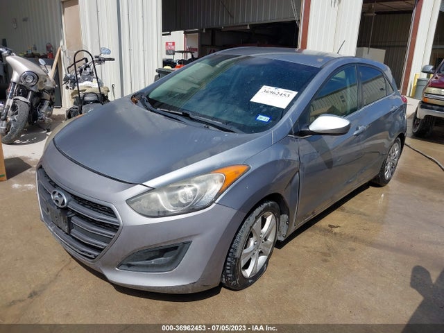 Hyundai ELANTRA GT 2016 KMHD35LH3GU269129 Image 2
