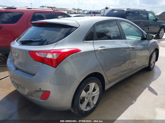 Hyundai ELANTRA GT 2016 KMHD35LH3GU269129 Image 4