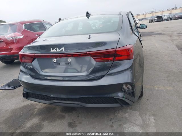 3KPF24AD4PE620980 KIA Forte Lxs