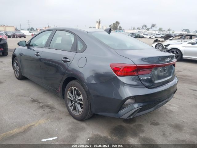 3KPF24AD4PE620980 KIA Forte Lxs