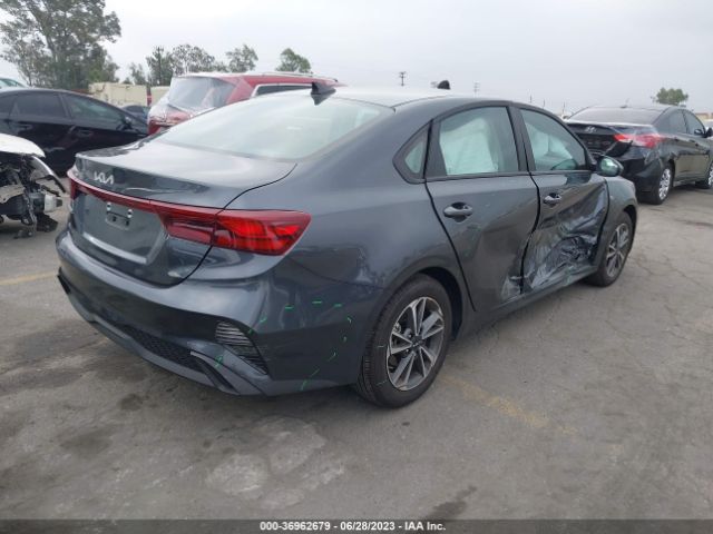 3KPF24AD4PE620980 KIA Forte Lxs