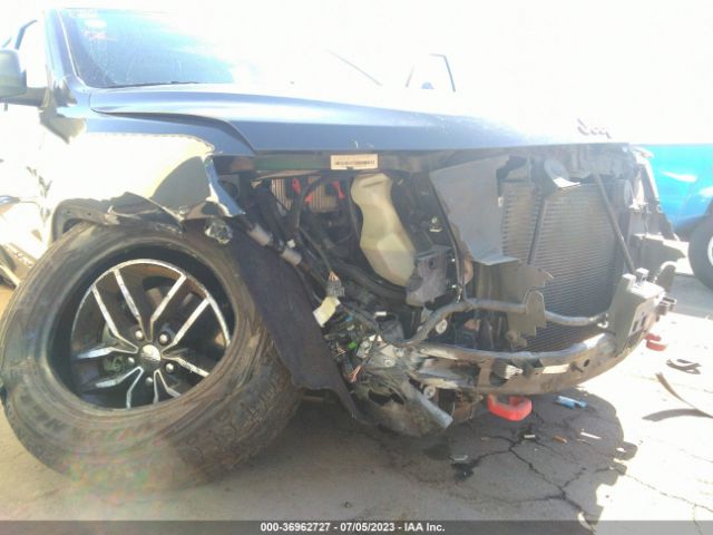 1C4RJFLT6JC165614 Jeep Grand Cherokee Trailhawk