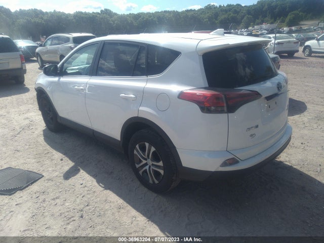 Toyota RAV4 LE 2018 2T3BFREV7JW718741 Image 10