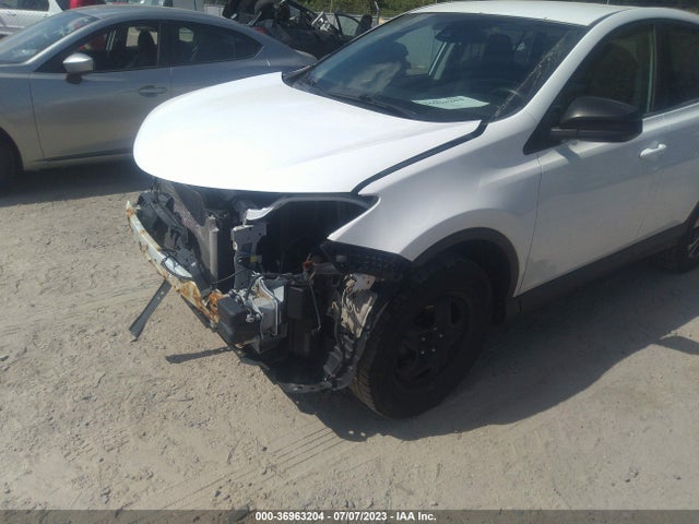Toyota RAV4 LE 2018 2T3BFREV7JW718741 Image 13