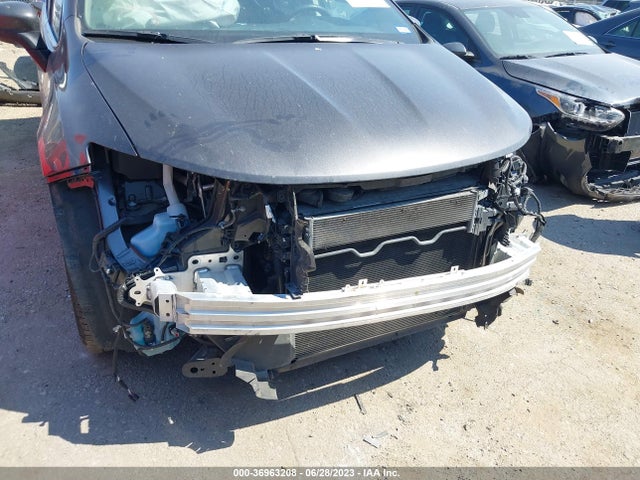 2C4RC1CG7MR579285 Chrysler Voyager Lx