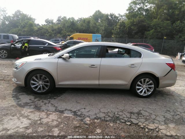 1G4GB5G3XEF131202 Buick Lacrosse Leather