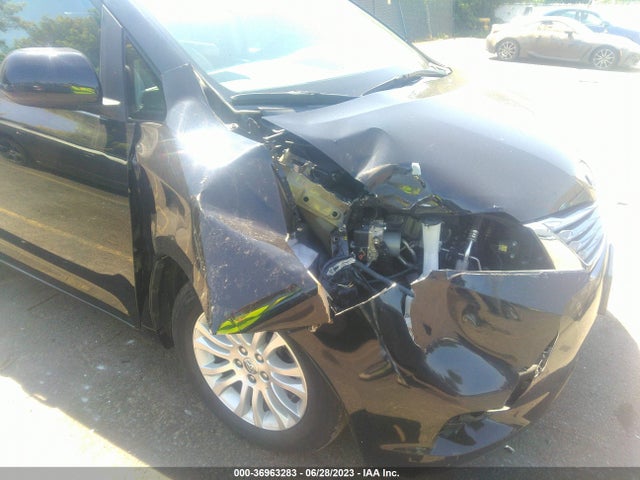 Toyota Sienna Xle Auto Access 2017 5TDYZ3DC1HS821759 Image 12