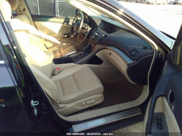 2010 ACURA TSX VIN: JH4CU2F60AC027982