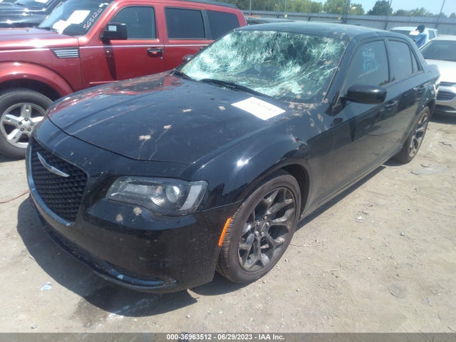 2C3CCAAG4KH728932 Chrysler 300 Touring