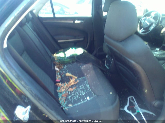 2C3CCAAG4KH728932 Chrysler 300 Touring