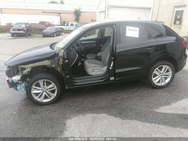 WA1ECCFS5HR000911 Audi Q3 PREMIUM