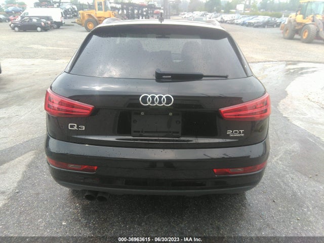 WA1ECCFS5HR000911 Audi Q3 PREMIUM