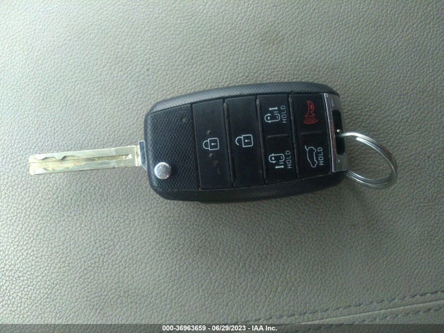 2020 KIA SEDONA LX VIN: KNDMB5C16L6599825