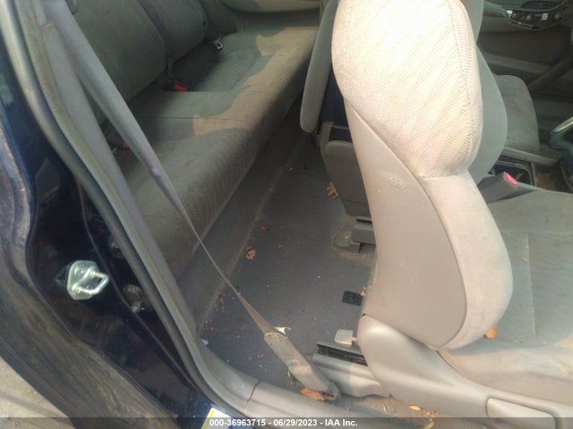 2010 HONDA CIVIC CPE LX VIN: 2HGFG1B6XAH516538
