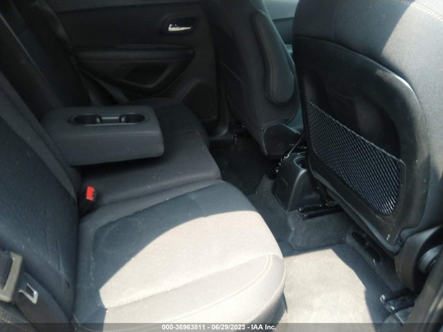 Chevrolet TRAX LS 2019 3GNCJKSB8KL321947 Image 8
