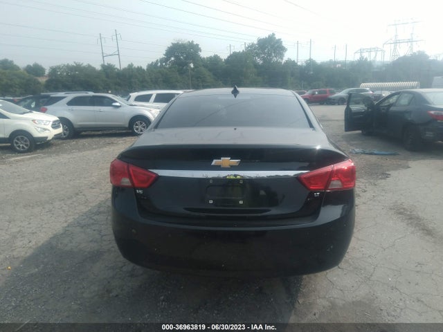 Chevrolet IMPALA LT 2017 2G1105S38H9182971 Image 8