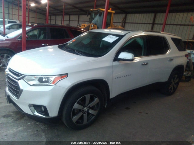 Chevrolet Traverse Lt Leather 2018 1GNEVHKW9JJ190133 Image 2