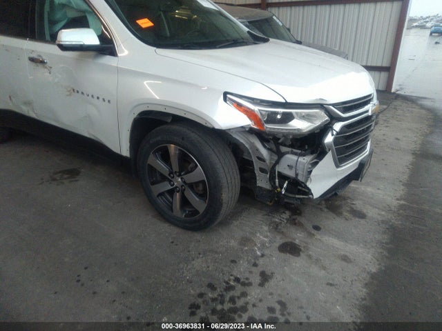 Chevrolet Traverse Lt Leather 2018 1GNEVHKW9JJ190133 Image 13