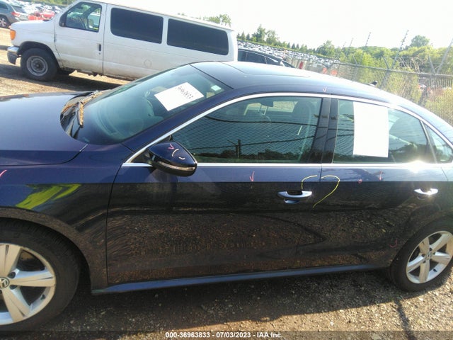2012 VOLKSWAGEN PASSAT SE W/SUNROOF VIN: 1VWBP7A33CC019244