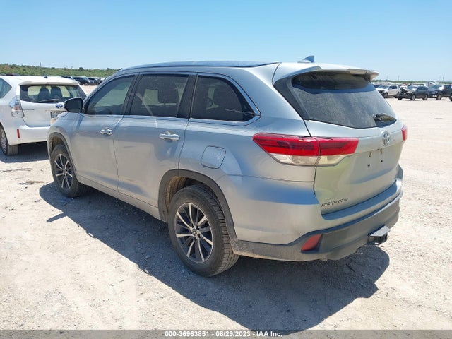 Toyota Highlander Xle/se 2017 5TDKZRFH8HS512484 Image 3