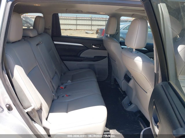 Toyota Highlander Xle/se 2017 5TDKZRFH8HS512484 Image 8