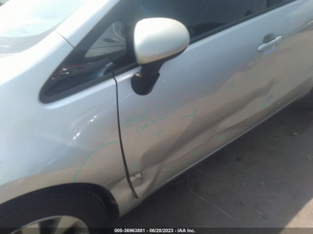 KNADN4A33G6678202 KIA RIO EX