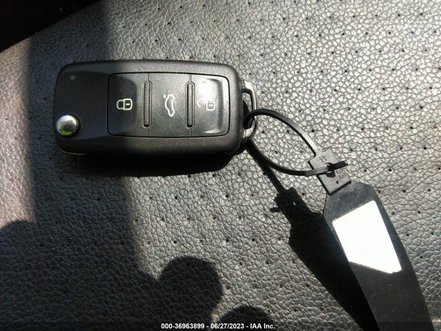 3VWDB7AJ6HM360438 Volkswagen Jetta 1.4t Se
