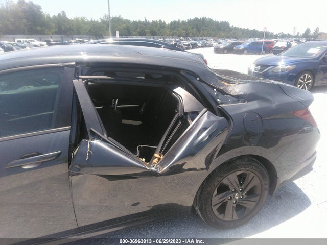 Hyundai ELANTRA SEL 2022 5NPLS4AG4NH065731 Image 13